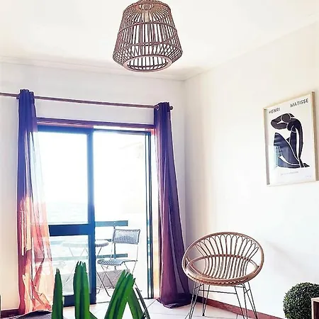 Green House Free Netflix And Garage Aveiro